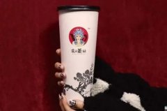 奶茶加盟店排行榜霸王茶姬奶茶登顶易如反掌